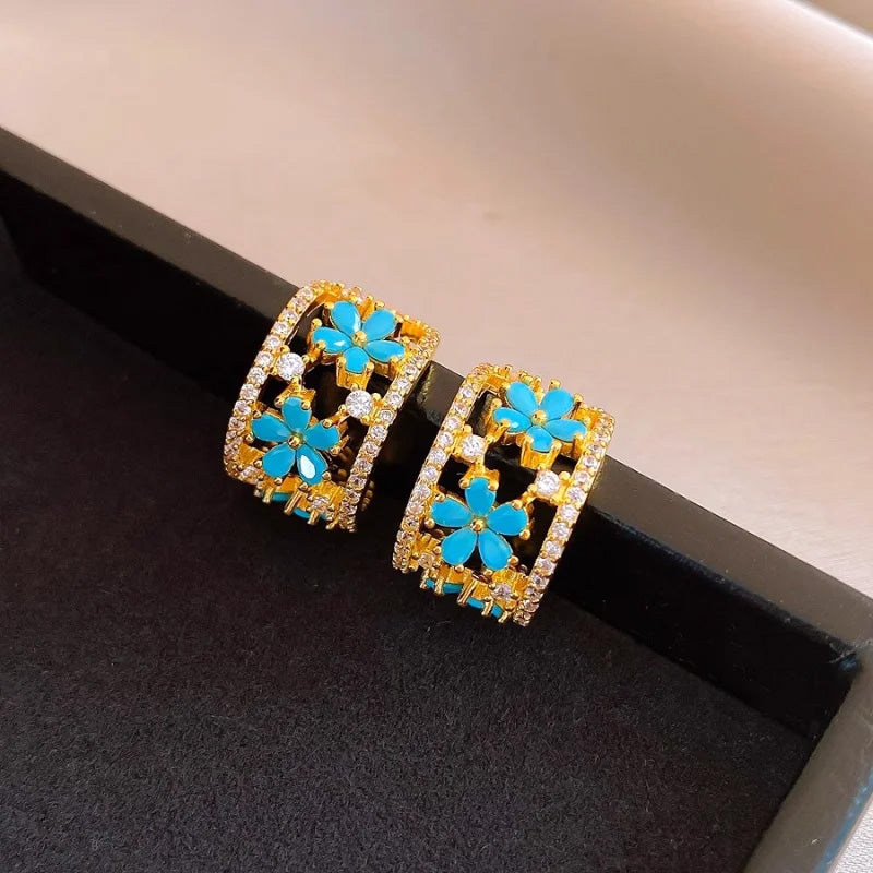 Tahlia Bloom Hoops