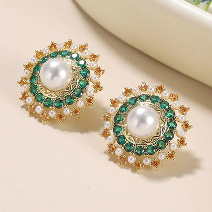 Dara Emerald Pearl Studs