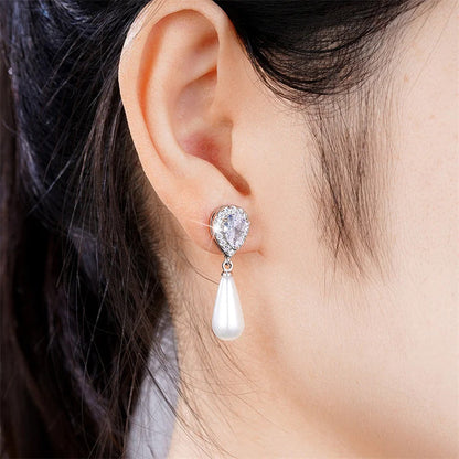 Chloe Teardrop Earrings