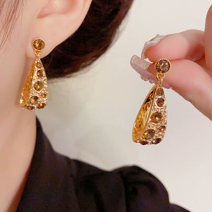 Harper Drop Earrings