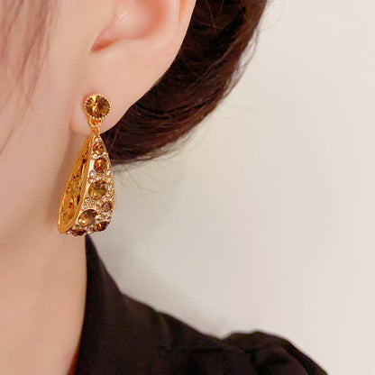 Harper Drop Earrings