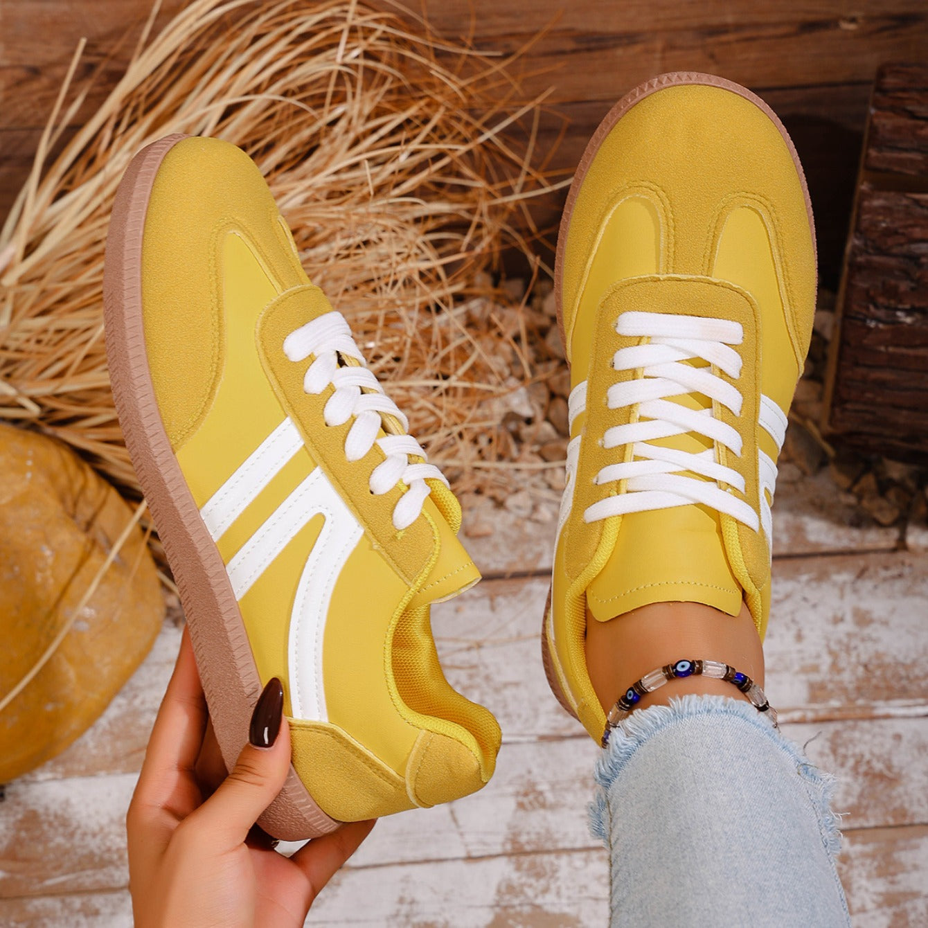 Savana Sneakers