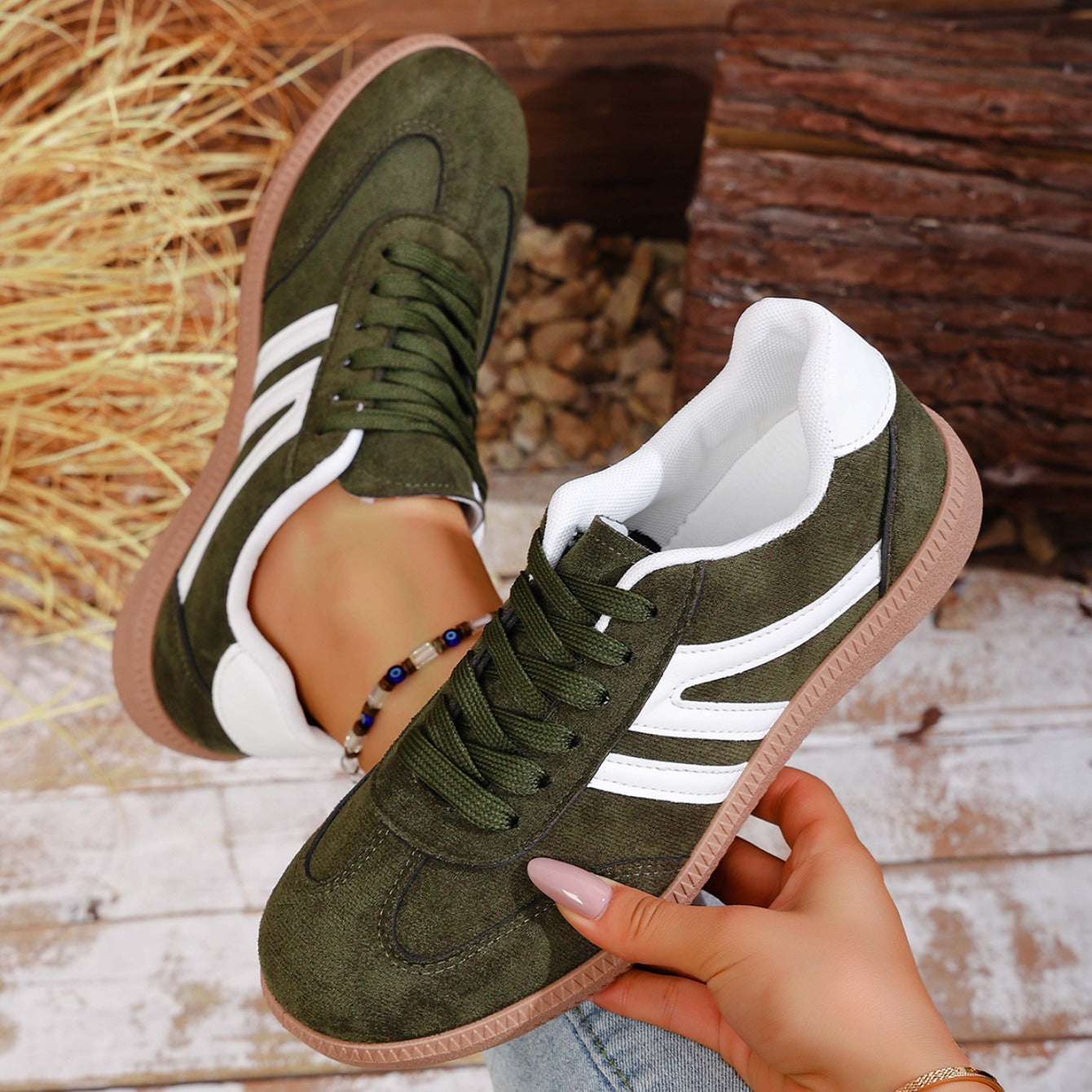 Savana Sneakers